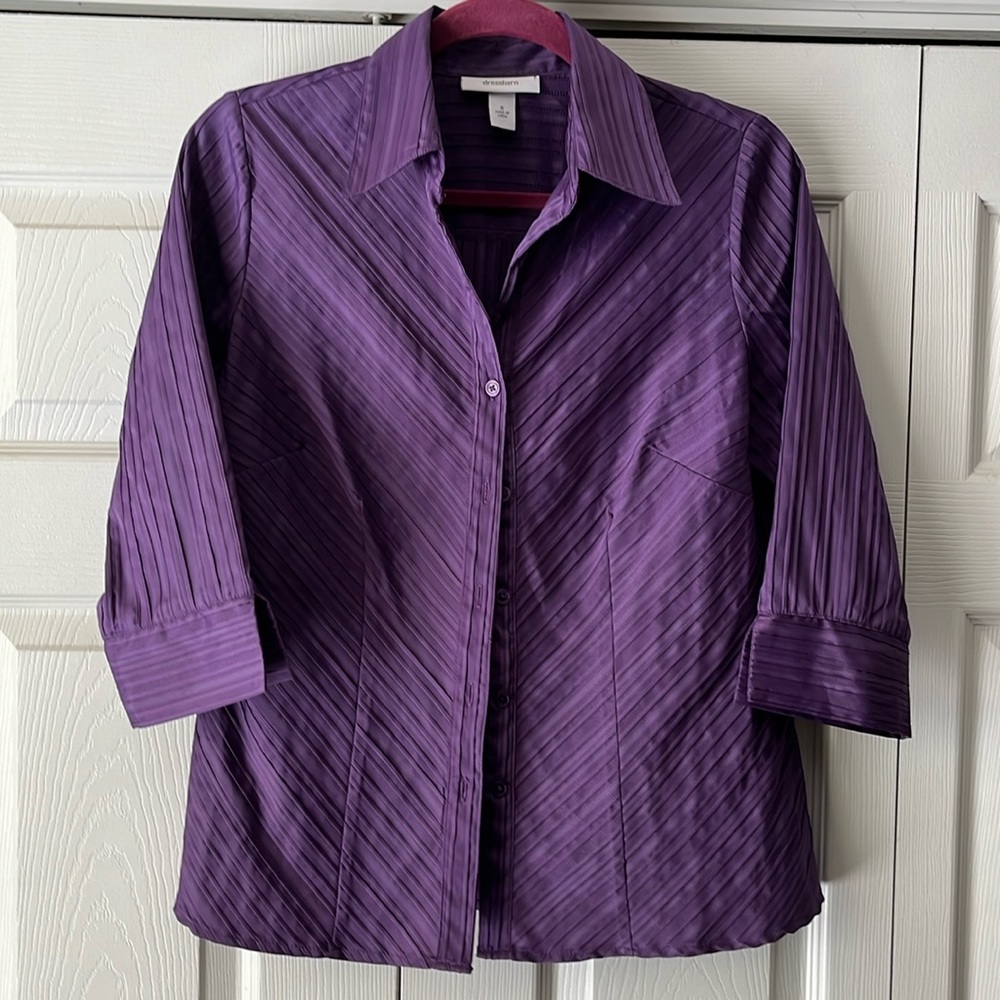Dress barn dress shirt.